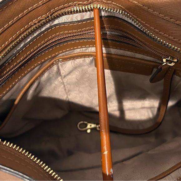 Michael Kors Brown leather purse - Picture 10 of 14